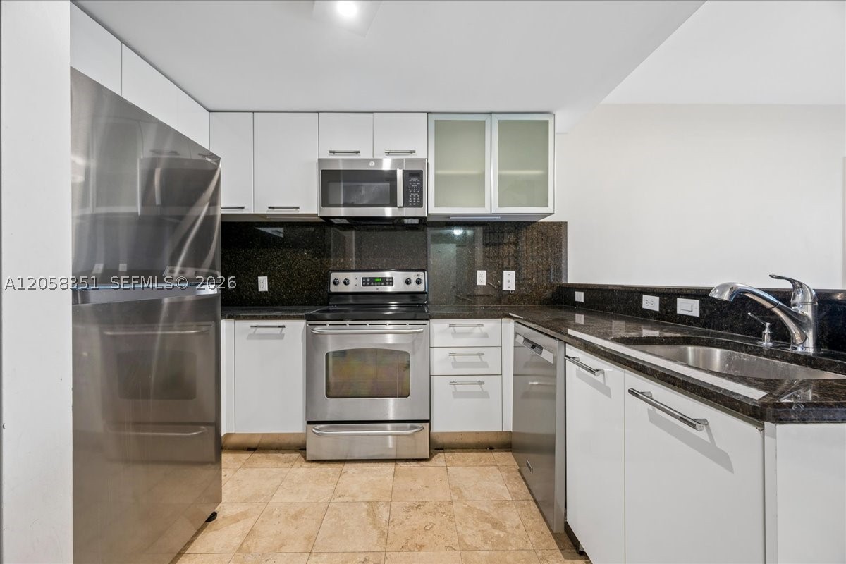 3339 Virginia St PH-3