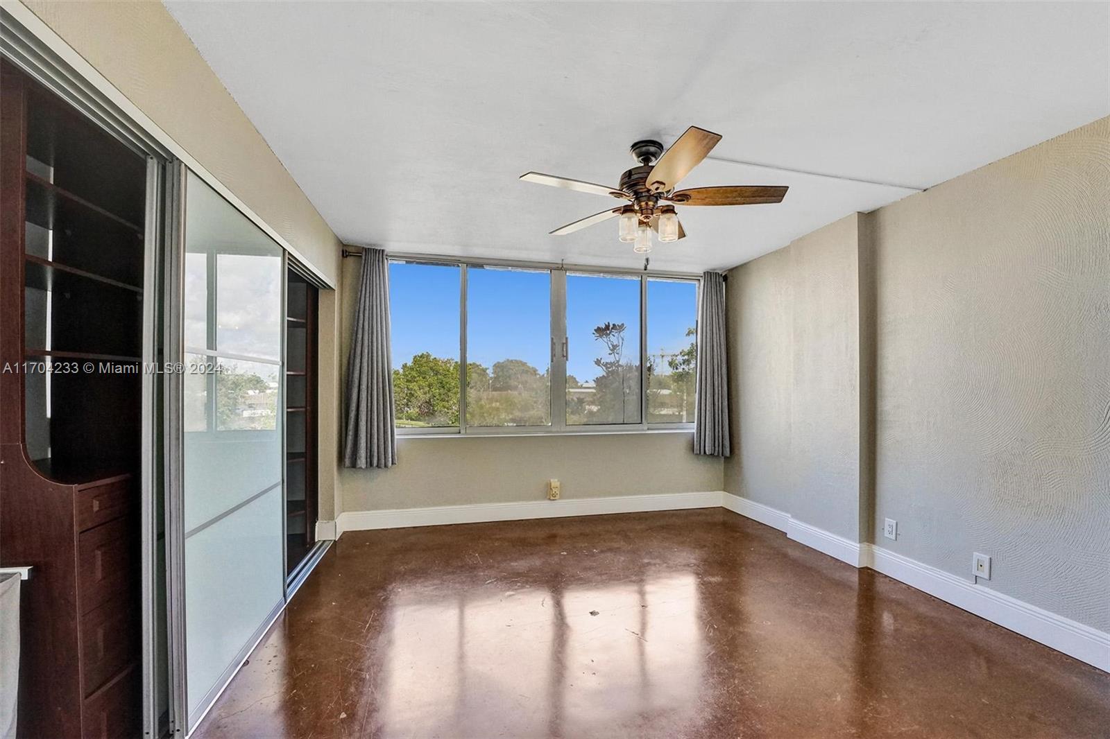 POINTE CONDO - Residential Lease