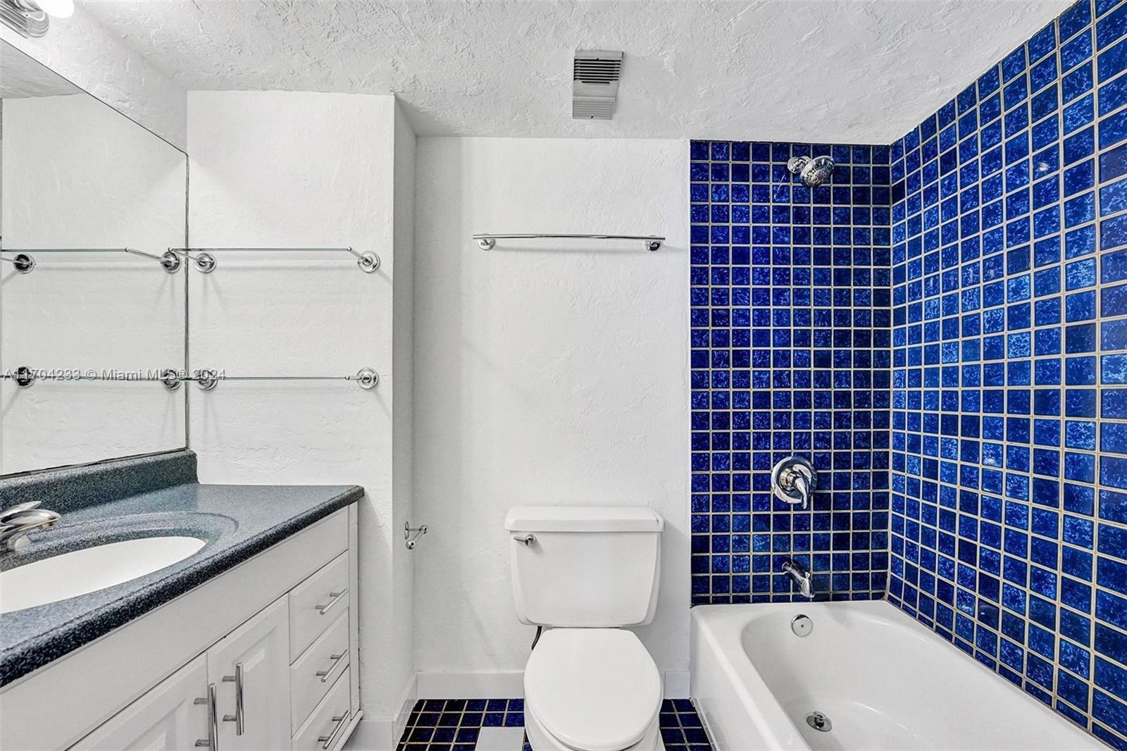 POINTE CONDO - Residential Lease
