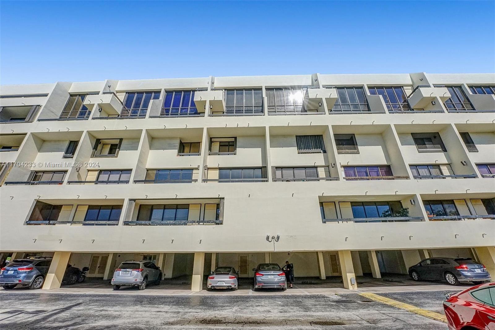 POINTE CONDO - Residential Lease