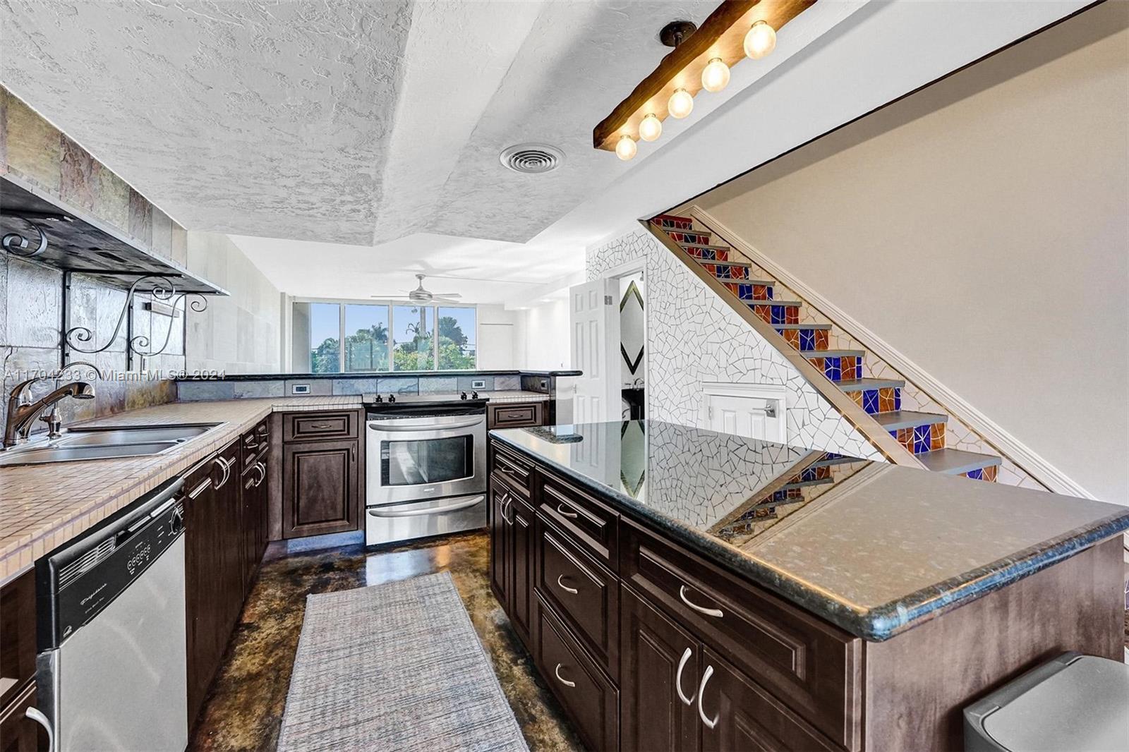 POINTE CONDO - Residential Lease