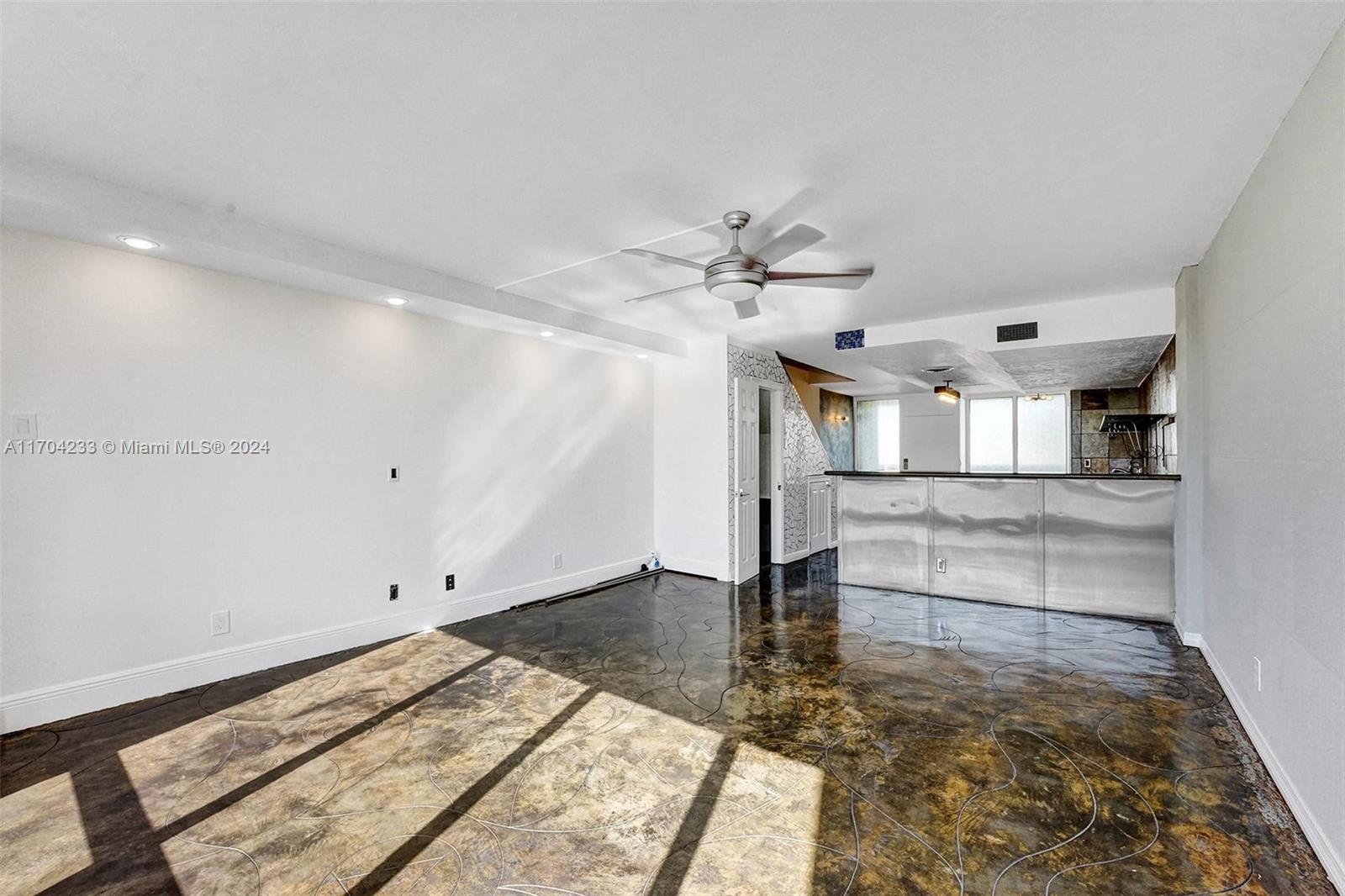 POINTE CONDO - Residential Lease