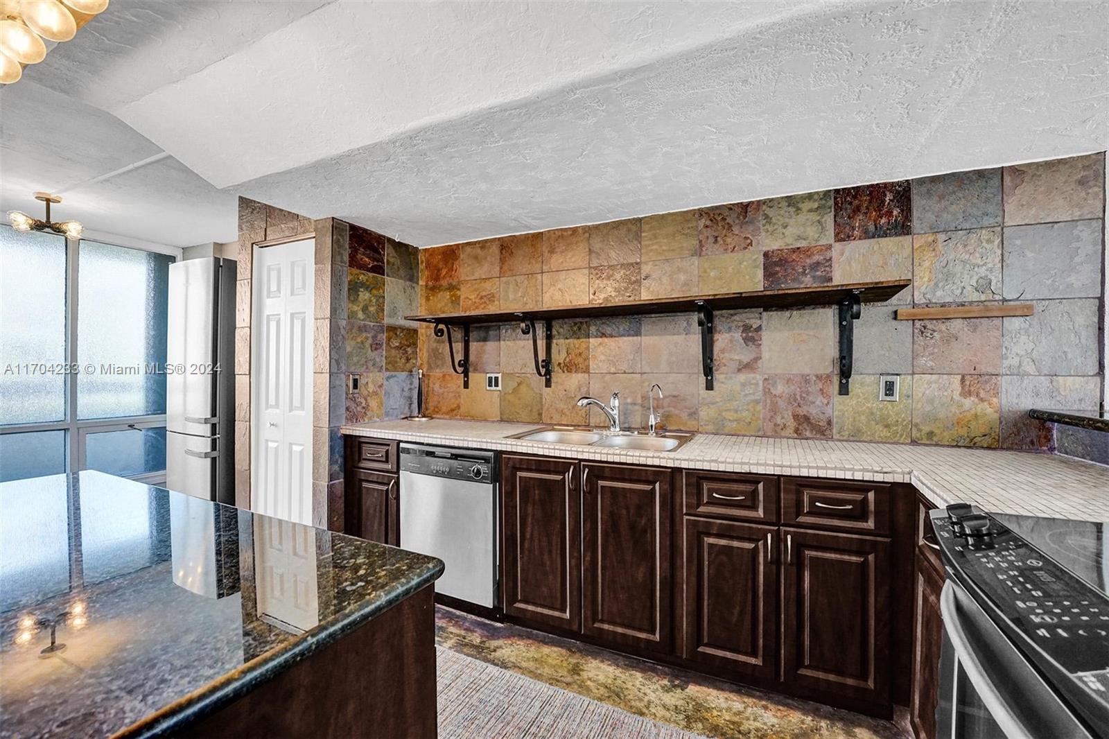 POINTE CONDO - Residential Lease