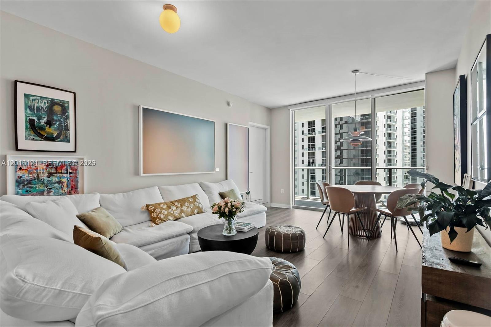 1100 MILLECENTO RESIDENCE - Residential Lease