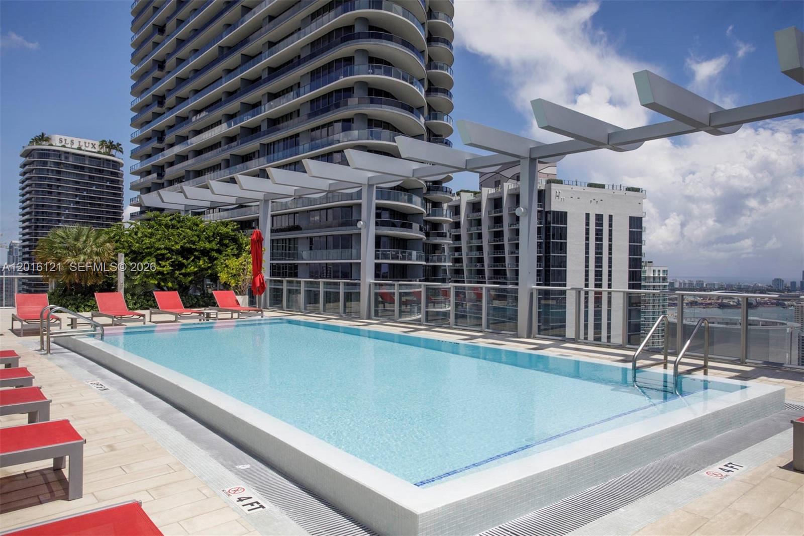1100 MILLECENTO RESIDENCE - Residential Lease
