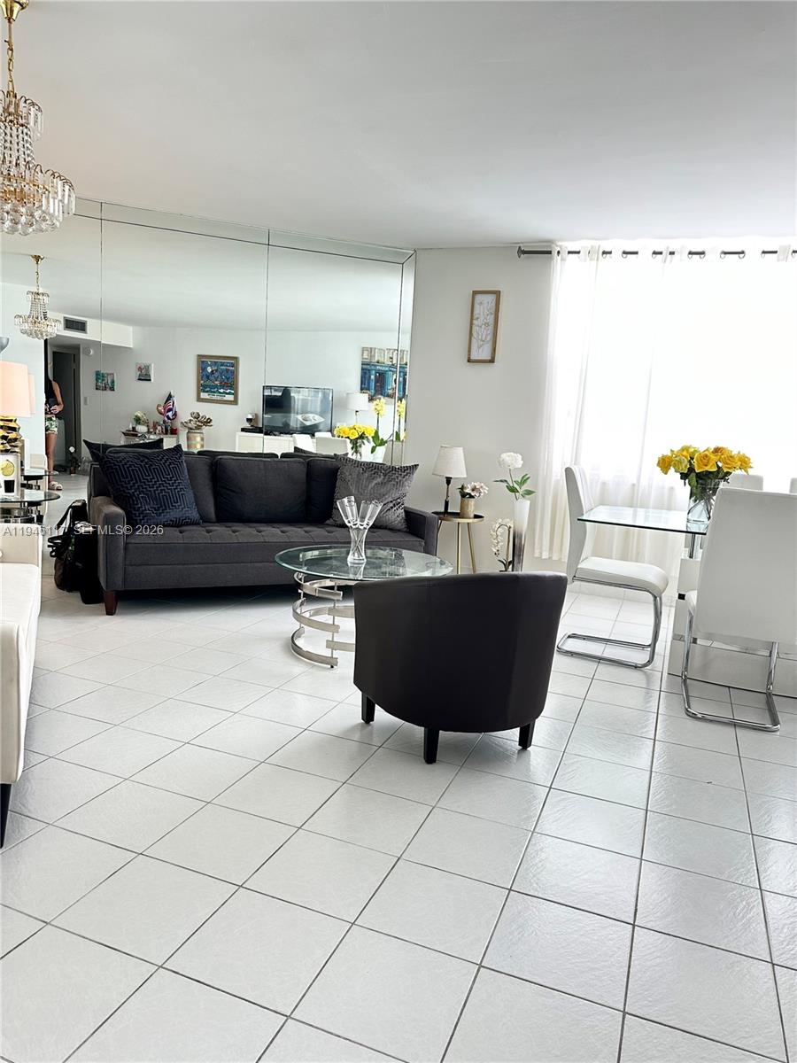 COMMODORE PLAZA CONDO - Residential