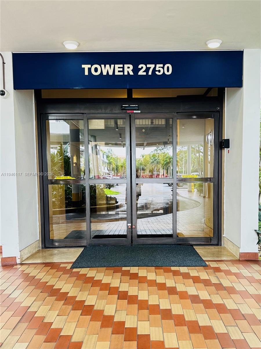 COMMODORE PLAZA CONDO - Residential