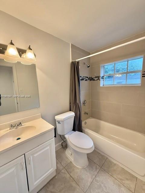 BROWARD GARDENS - Residential Lease