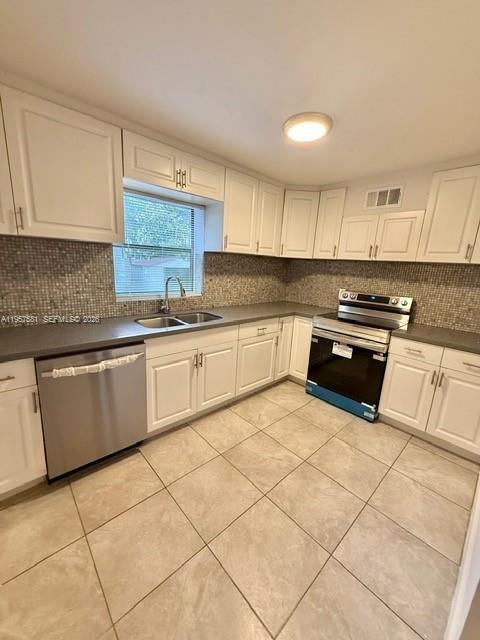 BROWARD GARDENS - Residential Lease