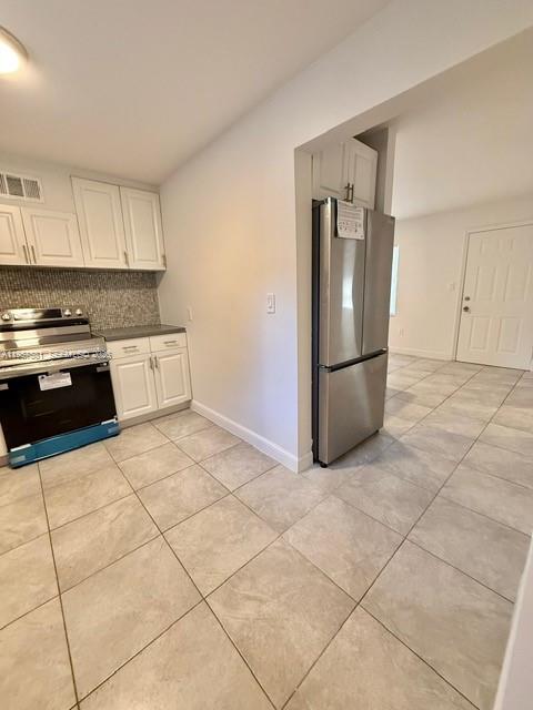 BROWARD GARDENS - Residential Lease