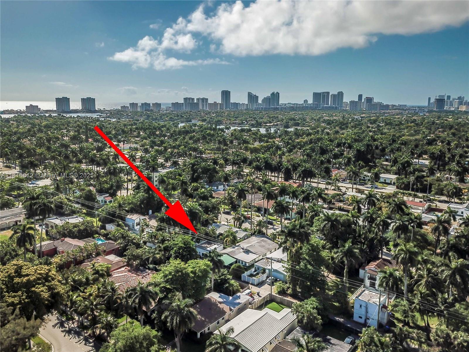 HOLLYWOOD LAKES SECTION - Residential