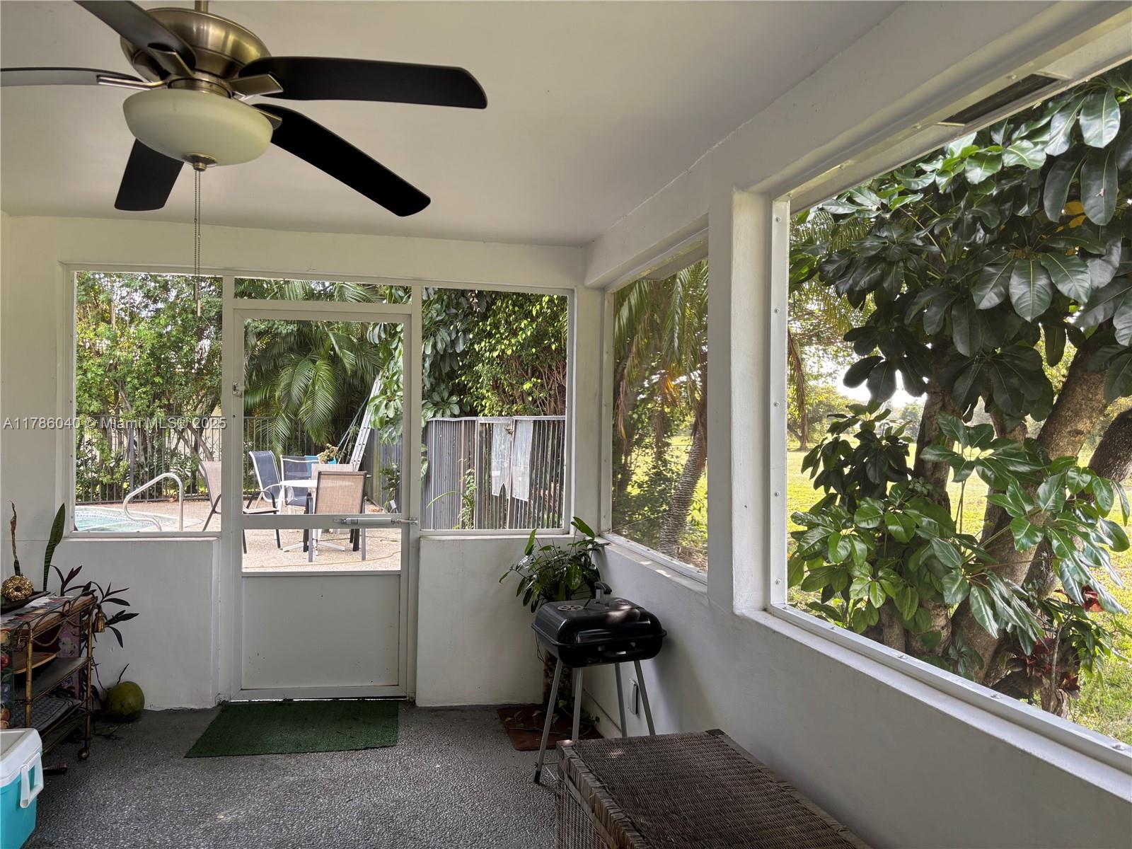 WOODLANDS SEC ONE PHASE T - Residential Lease