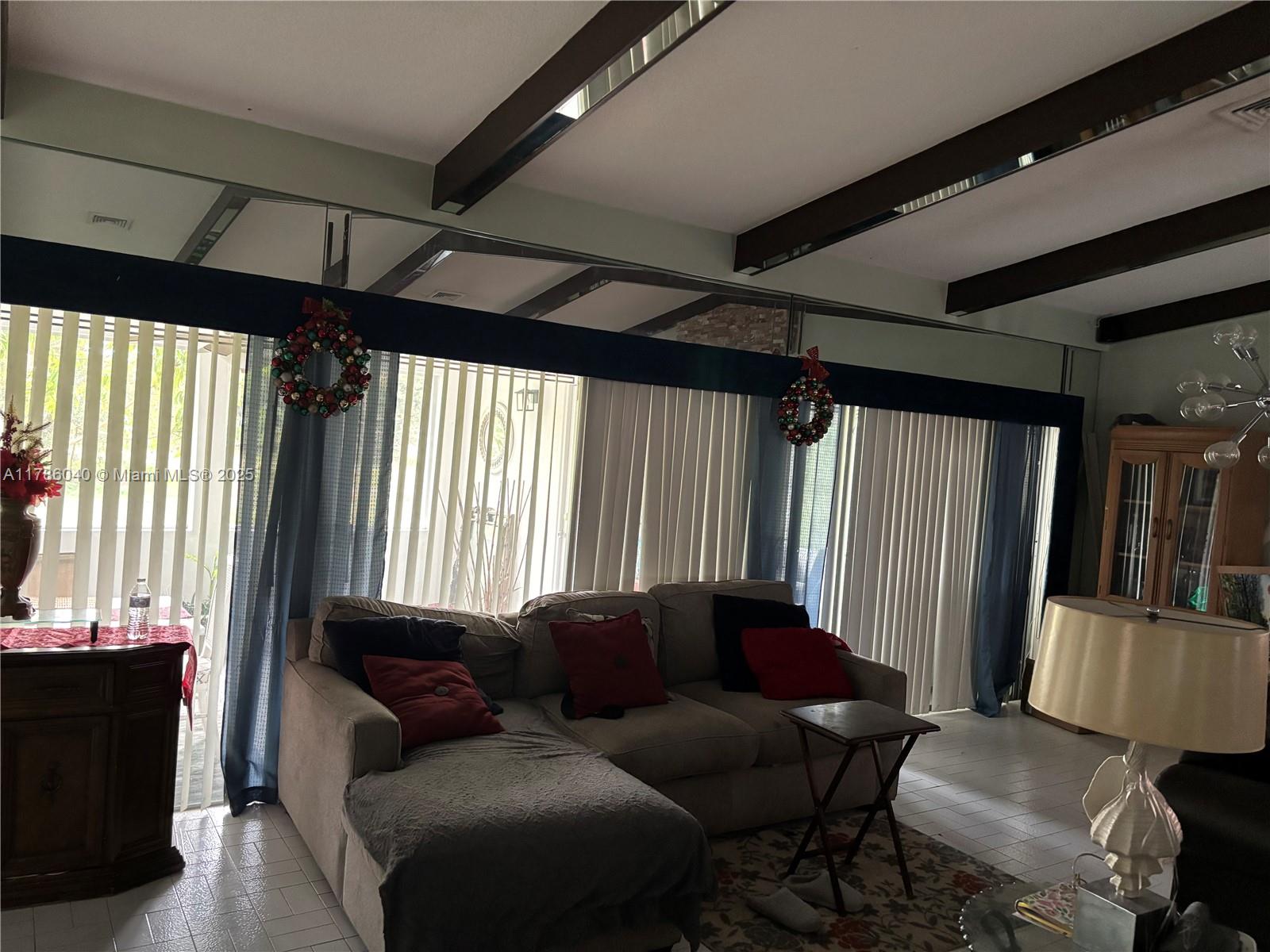 WOODLANDS SEC ONE PHASE T - Residential Lease