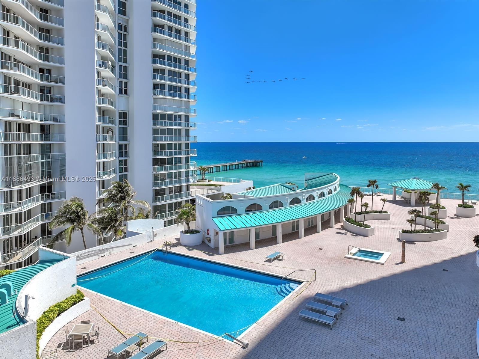 OCEANIA IV CONDO - Residential