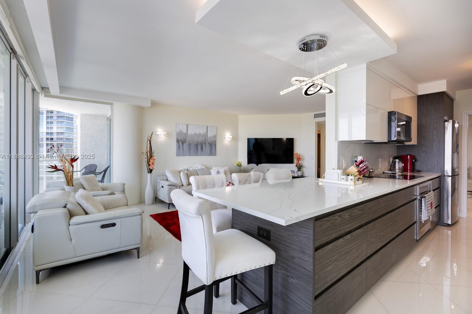 OCEANIA IV CONDO - Residential
