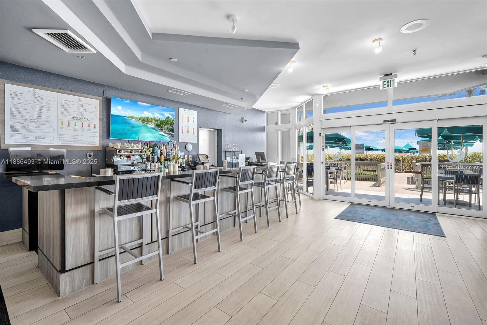 OCEANIA IV CONDO - Residential