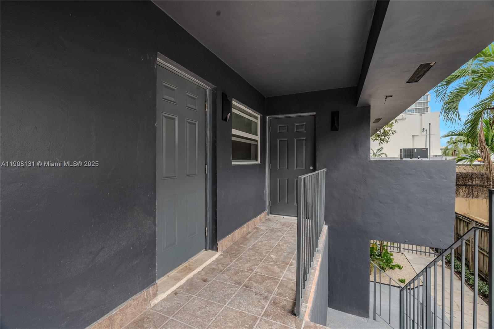 CITY OF MIAMI SOUTH - Residential Lease