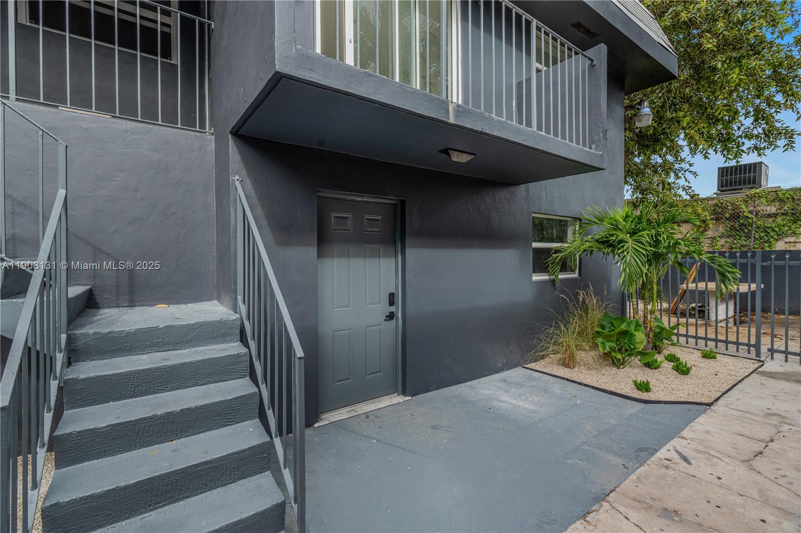 CITY OF MIAMI SOUTH - Residential Lease