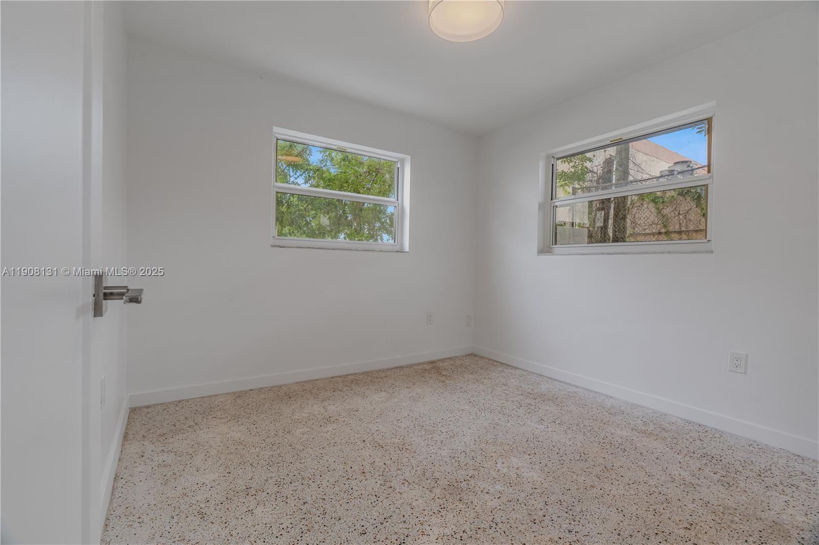 CITY OF MIAMI SOUTH - Residential Lease