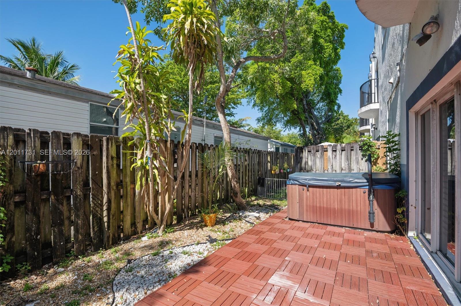 Edgewood Townhomes - Residential