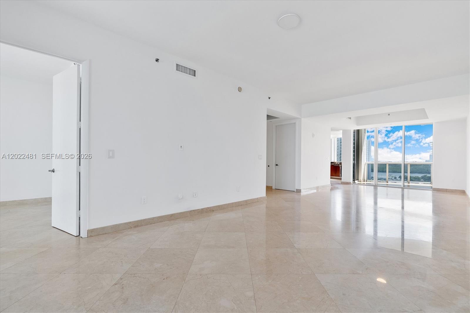 TDR TOWER II CONDO - Residential