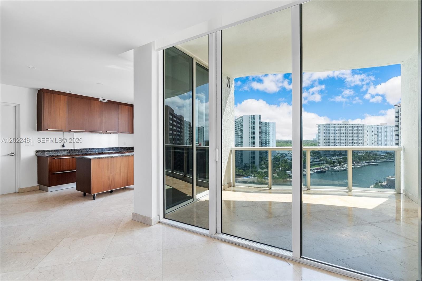 TDR TOWER II CONDO - Residential