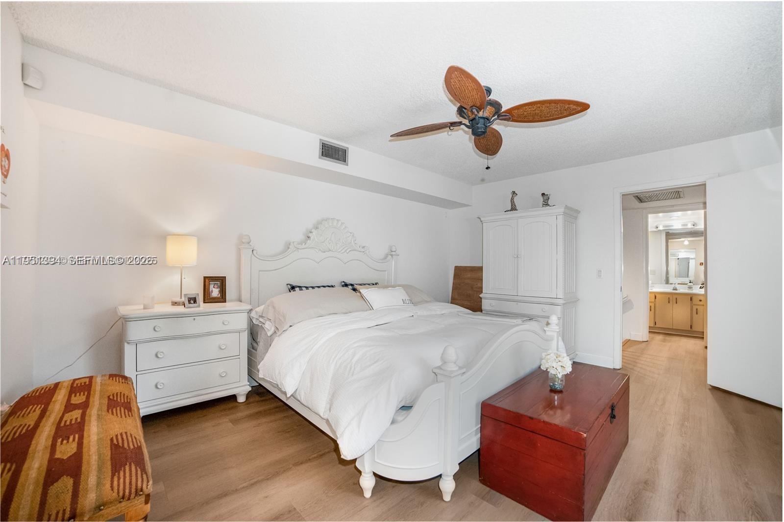 PINE ISLAND RIDGE SECTION - Residential