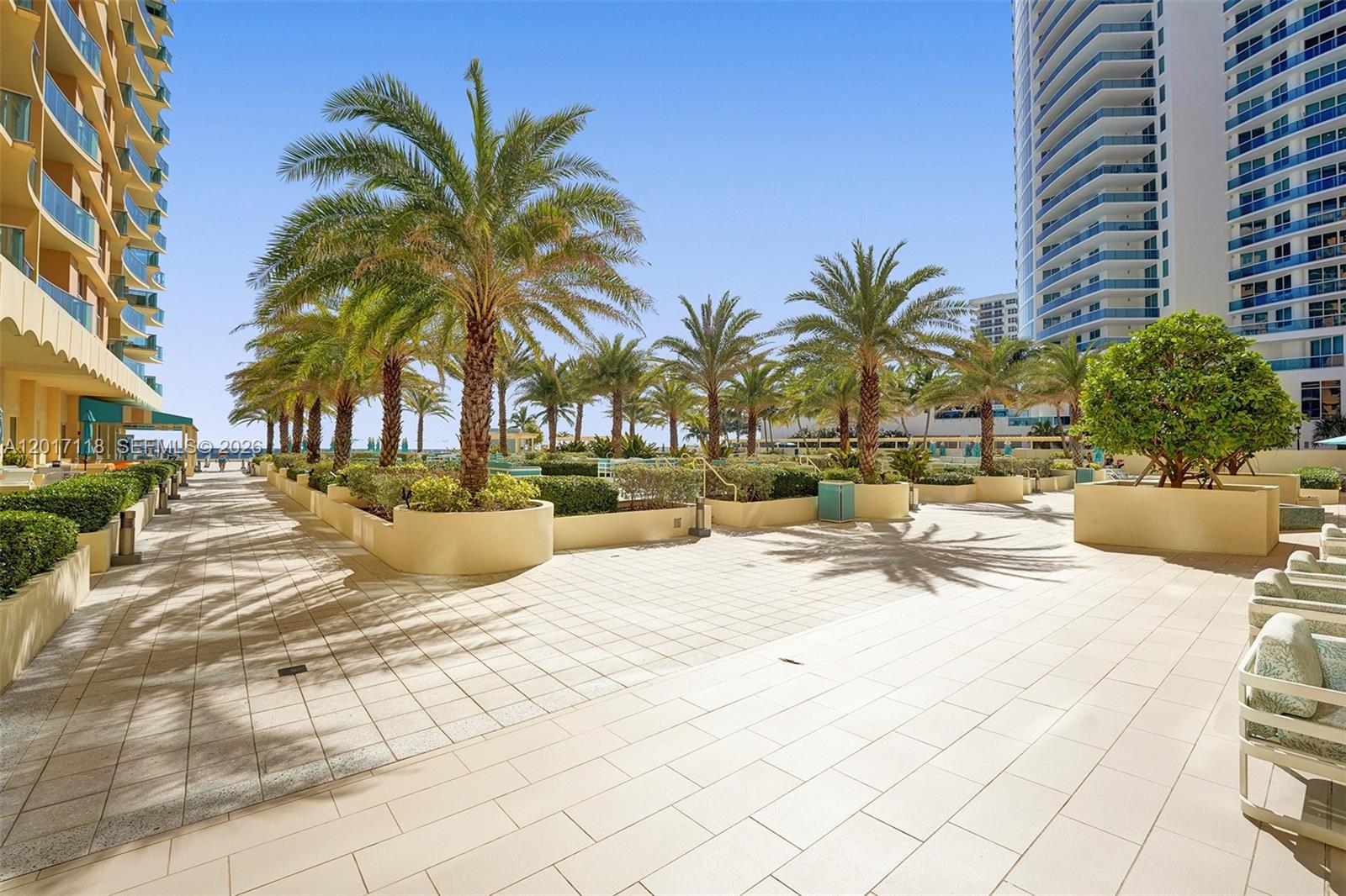 WAVE CONDO - Residential Lease