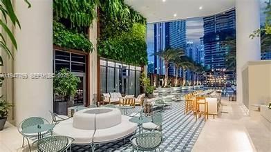 801 SMA RESIDENCES CONDO - Residential Lease