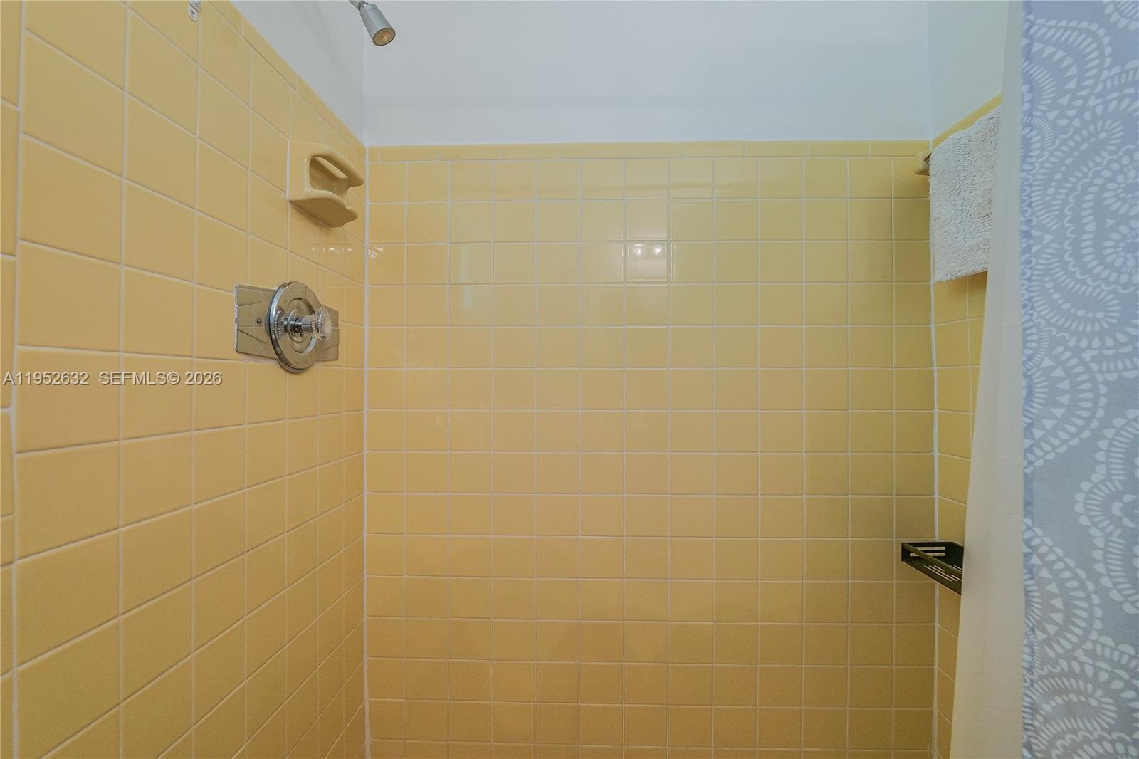 MAINLANDS OF TAMARAC LAKE - Residential