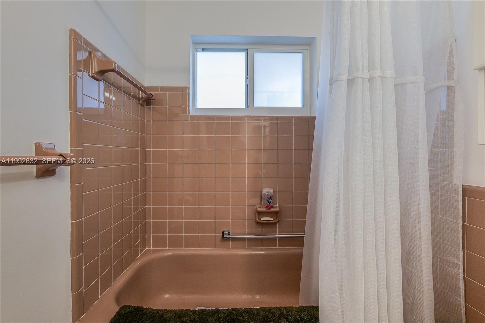 MAINLANDS OF TAMARAC LAKE - Residential