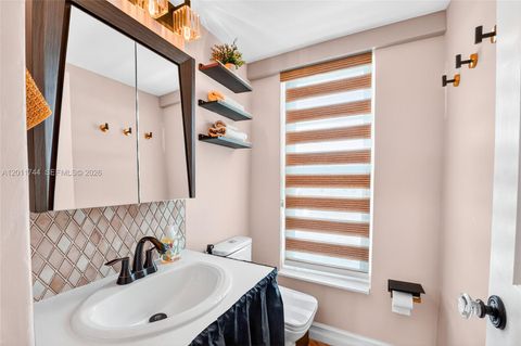 Tiny photo for 1455 West Ave #501, Miami Beach, FL 33139 (MLS # A12011744)