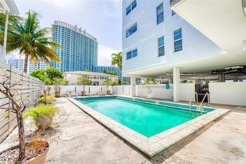 Tiny photo for 1455 West Ave #501, Miami Beach, FL 33139 (MLS # A12011744)
