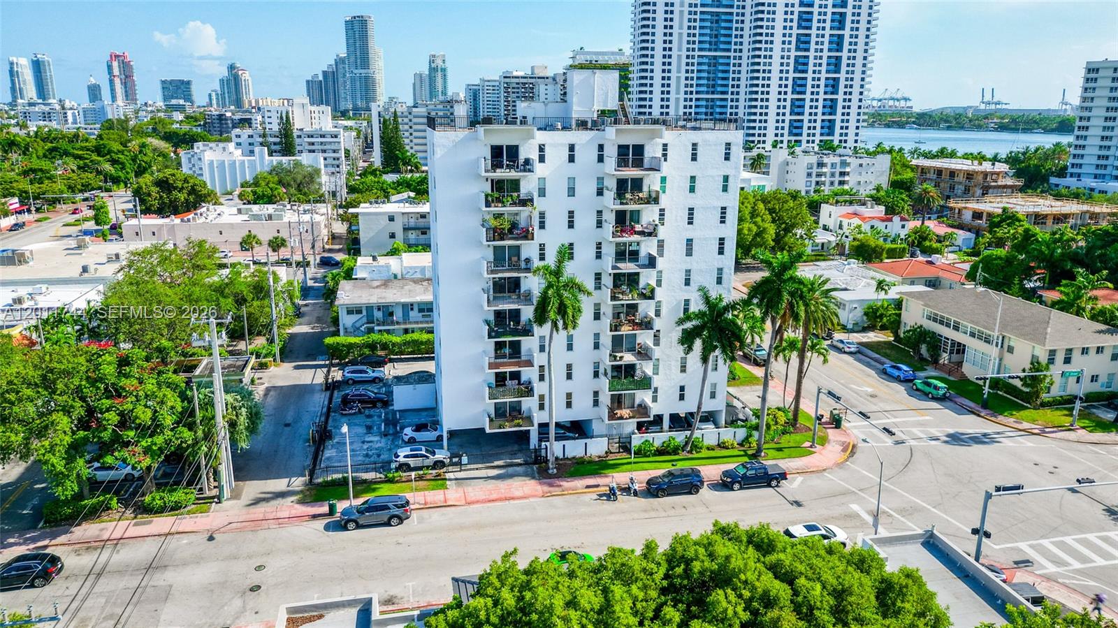 BAYSHORE TERRACE CONDO - Residential
