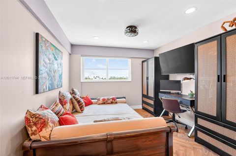 Tiny photo for 1455 West Ave #501, Miami Beach, FL 33139 (MLS # A12011744)