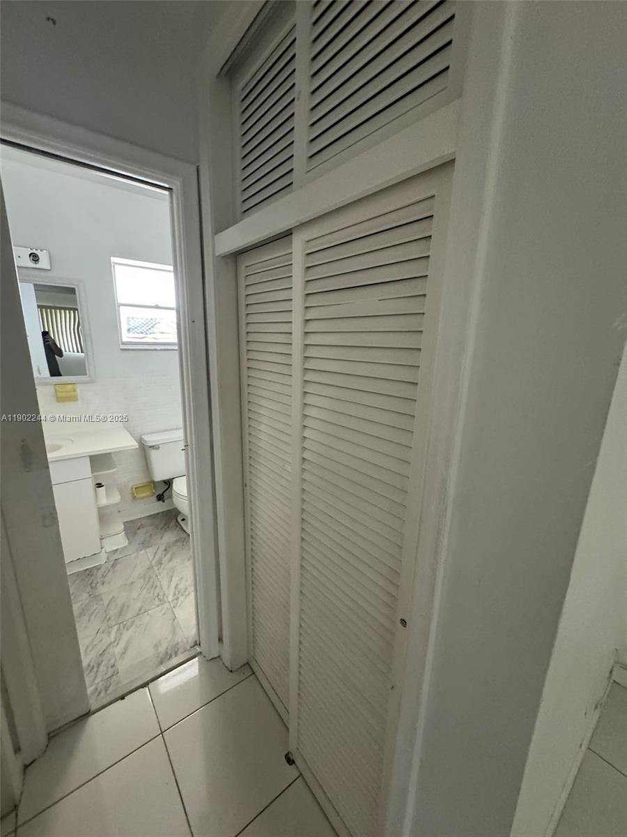 BISC LAKE GARDENS CONDO N - Residential