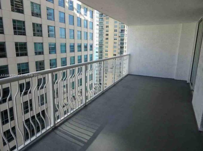 THE CLUB AT BRICKELL BAY - Residential