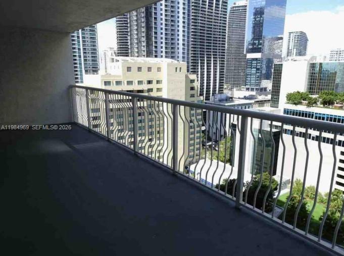 THE CLUB AT BRICKELL BAY - Residential