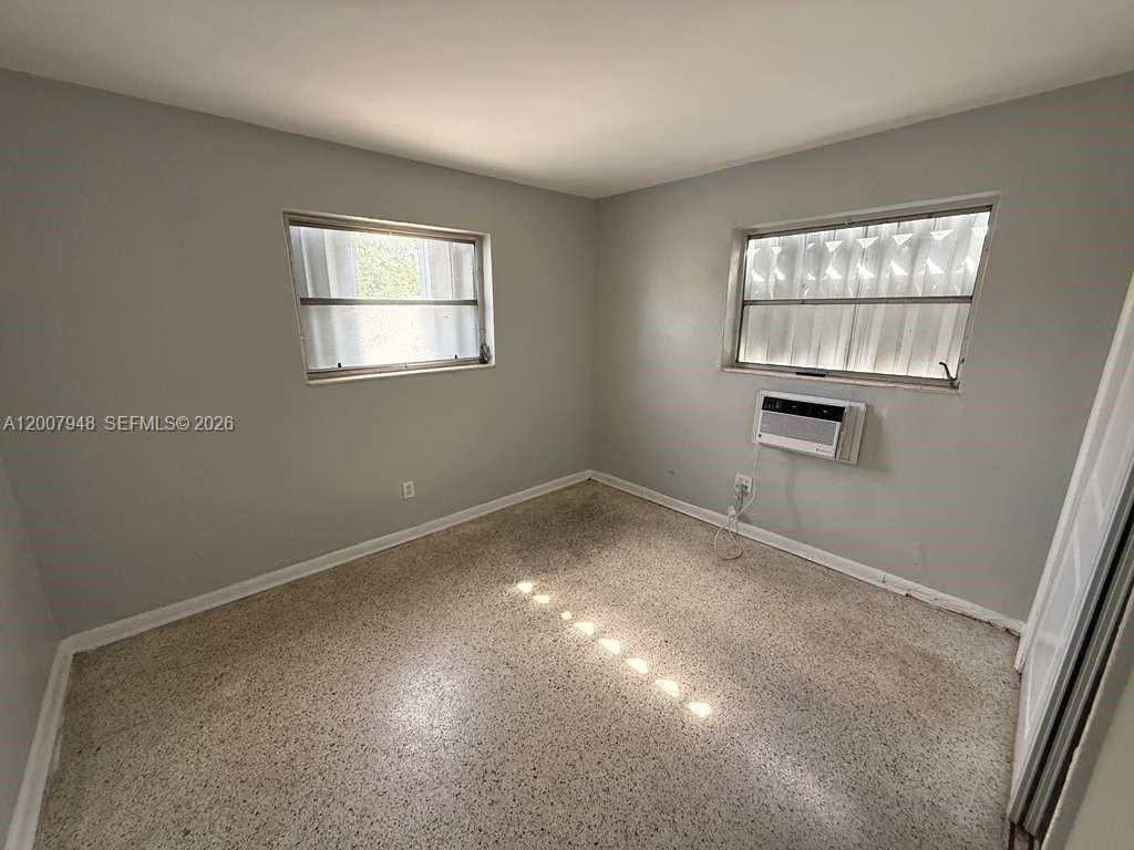 1960 NW Flagler Ter 1