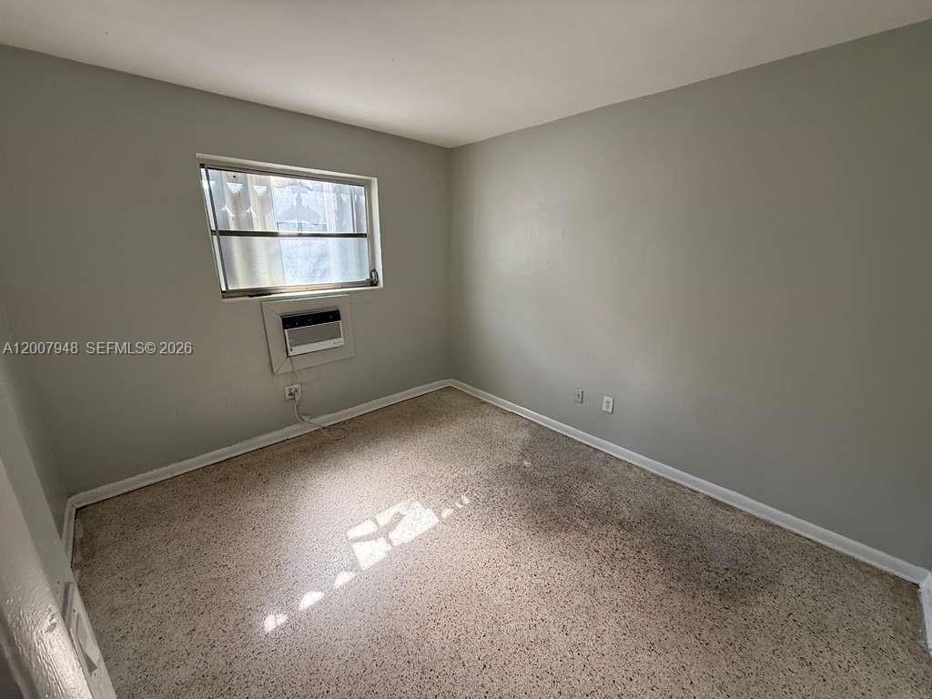 1960 NW Flagler Ter 1