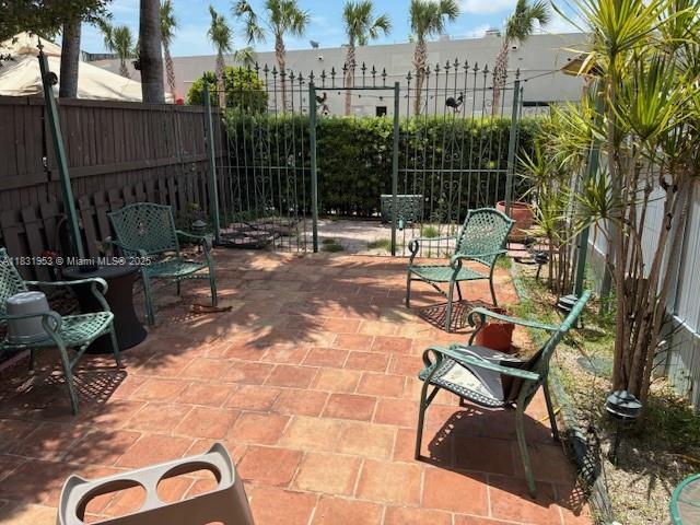 CHATEAUBLEU VILLAS AT MID - Residential