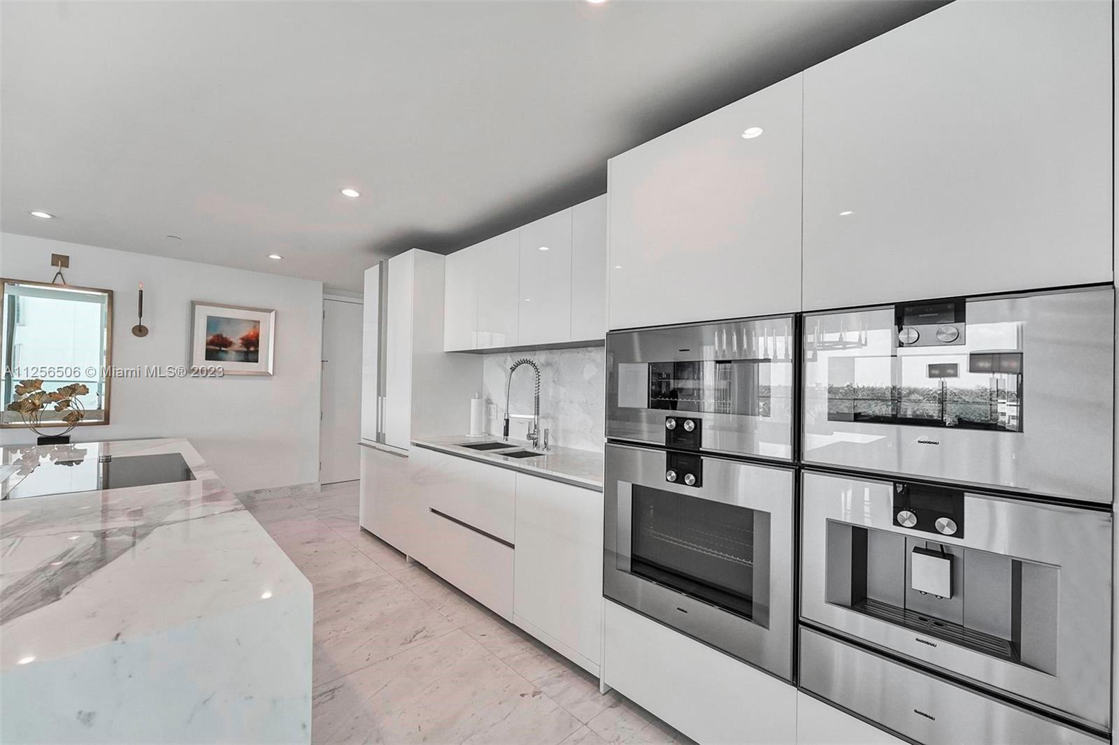 OCEANA BAL HARBOUR - Residential