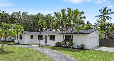 Photo of 8340 SW 154th Ter, Palmetto Bay, FL 33157 (MLS # A12017444)
