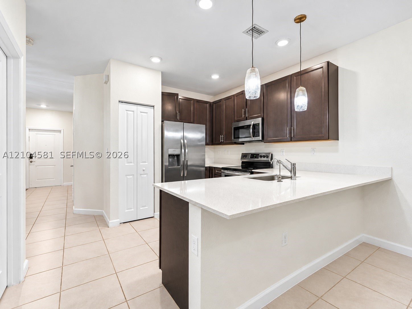 1108 SE 26th Ter
