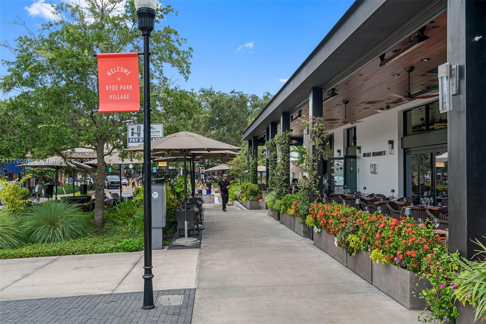 HYDE PARKPLACE II - Residential