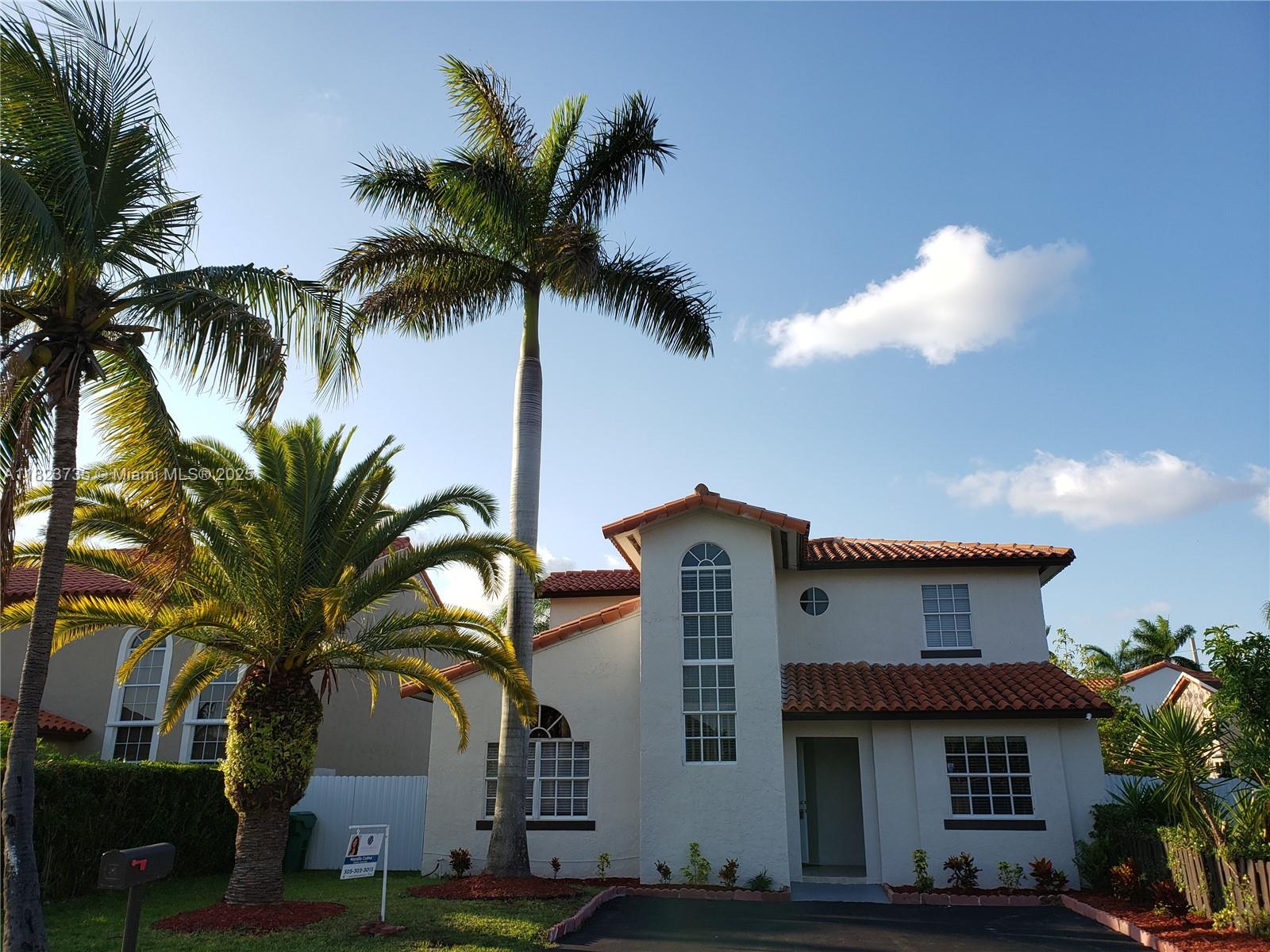 Property for Sale at 12309 Sw 250th St, Homestead, Miami-Dade County, Florida - Bedrooms: 3 
Bathrooms: 3  - $519,900