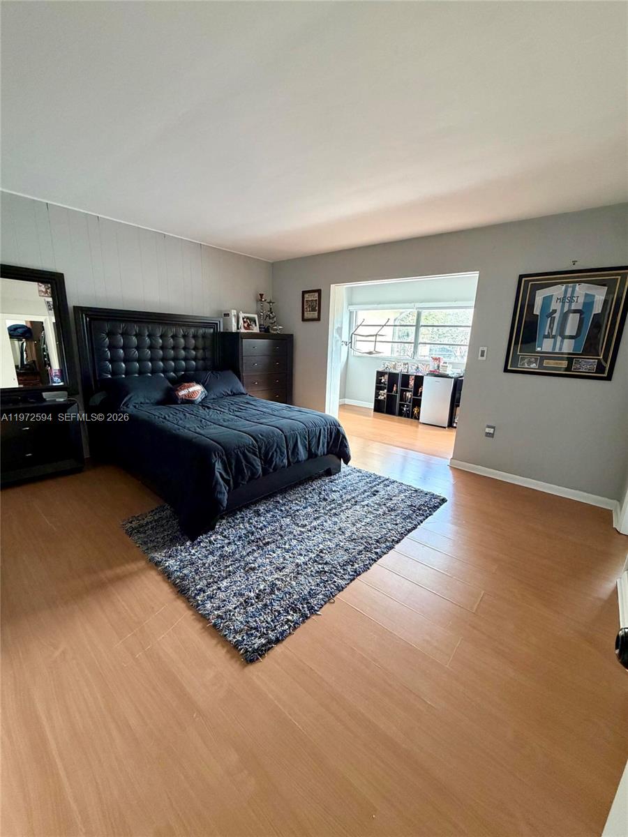 KENDALE LAKES TOWNHOUSE C - Residential