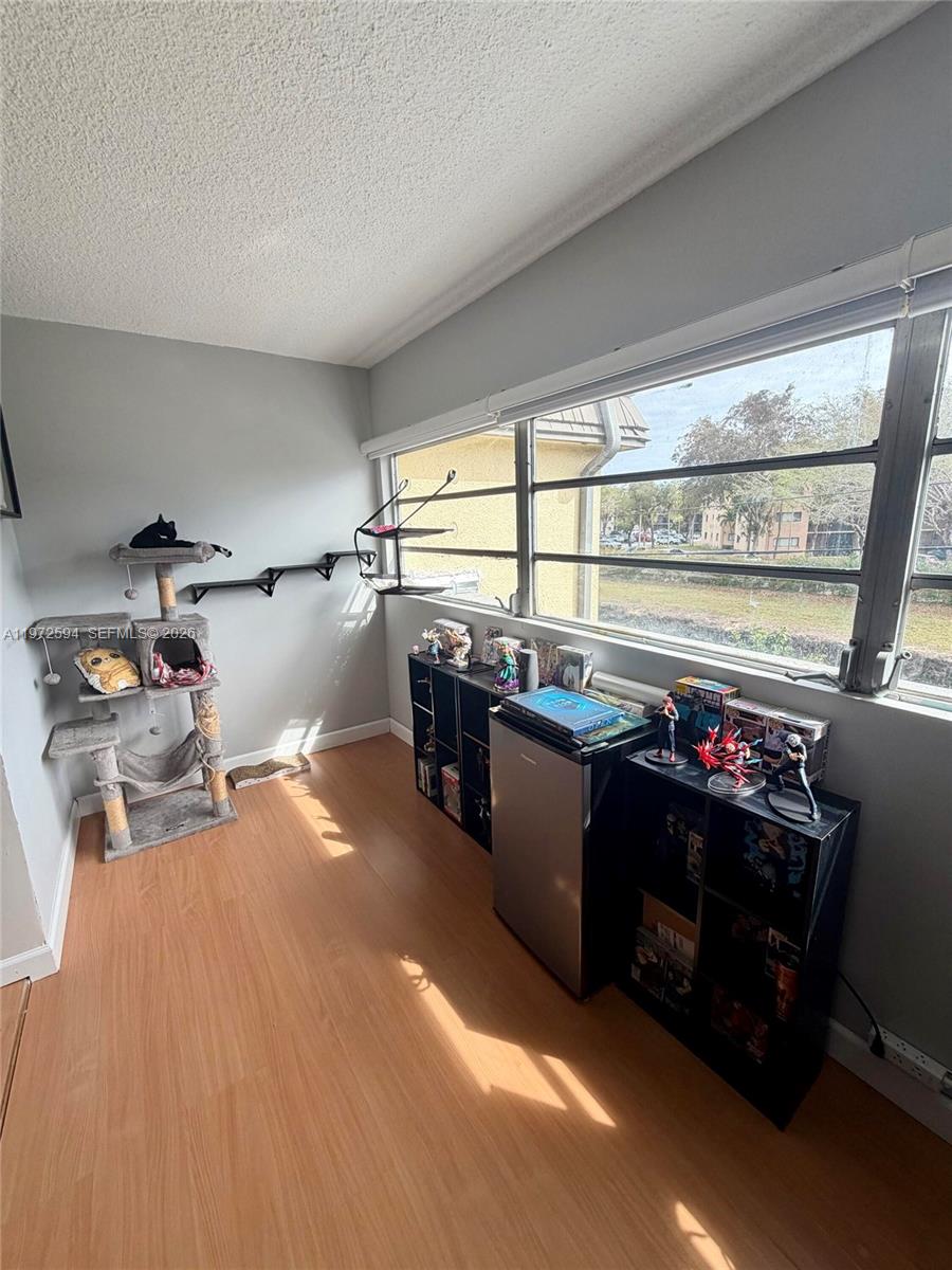 KENDALE LAKES TOWNHOUSE C - Residential