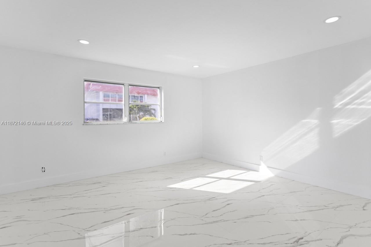 Castle apartments - Residential Lease