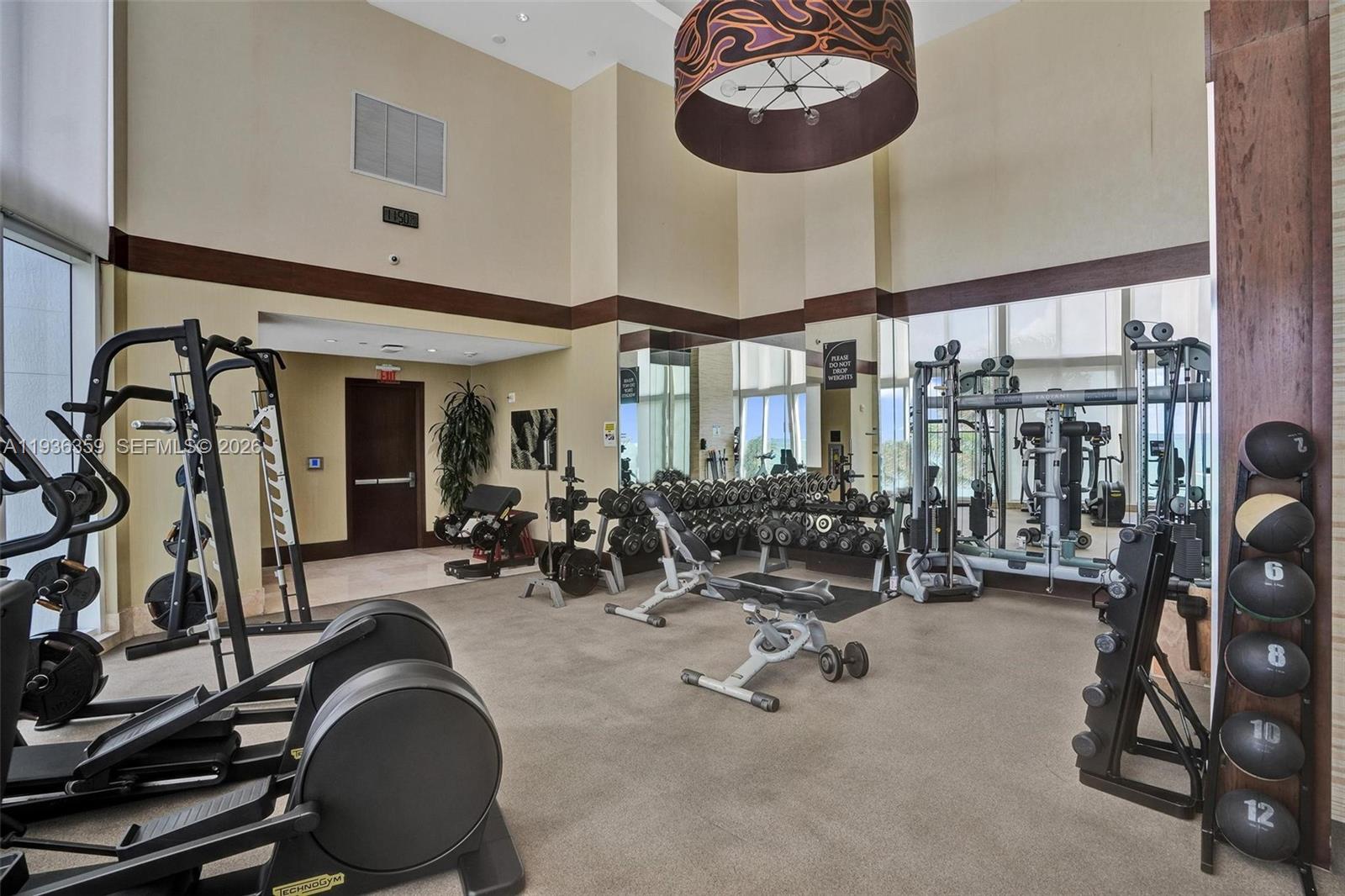 TDR TOWER III CONDO - Residential